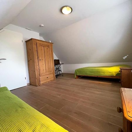 Das Puppenhaus, Reetdach, Sauna, Kamin, Eingezaeunt, Badewanne, Haustiere Willkommen Emmelsbüll-Horsbüll المظهر الخارجي الصورة