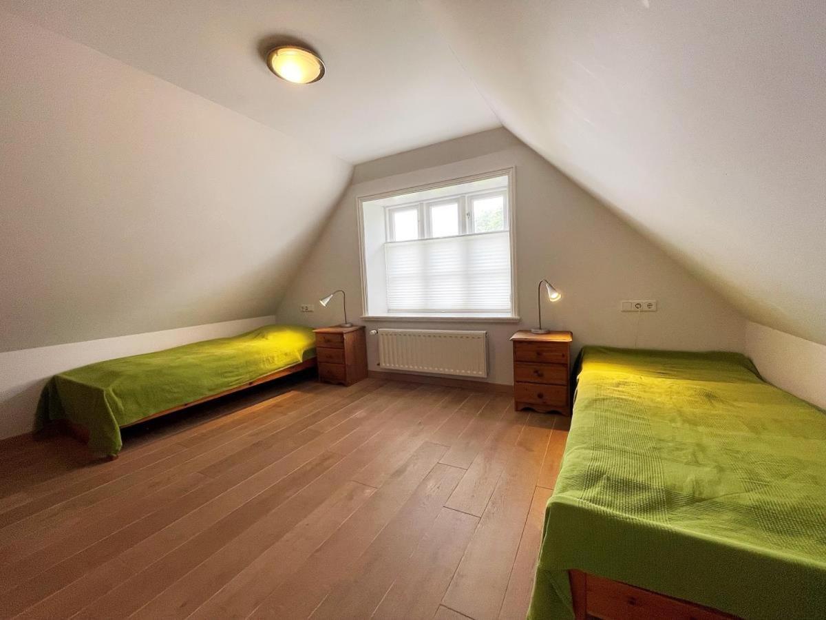 Das Puppenhaus, Reetdach, Sauna, Kamin, Eingezaeunt, Badewanne, Haustiere Willkommen Emmelsbüll-Horsbüll المظهر الخارجي الصورة